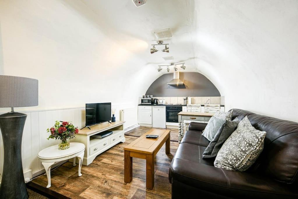 Unique 1 Bedroom Apartment-Bath Eksteriør bilde